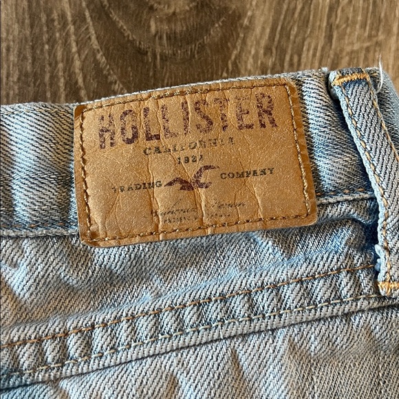 Hollister Light Blue Distressed Jean Shorts - Picture 5 of 7